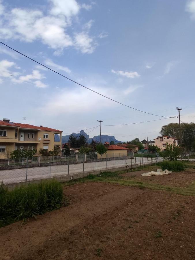 With A View Of Meteora Apartman Diava Kültér fotó